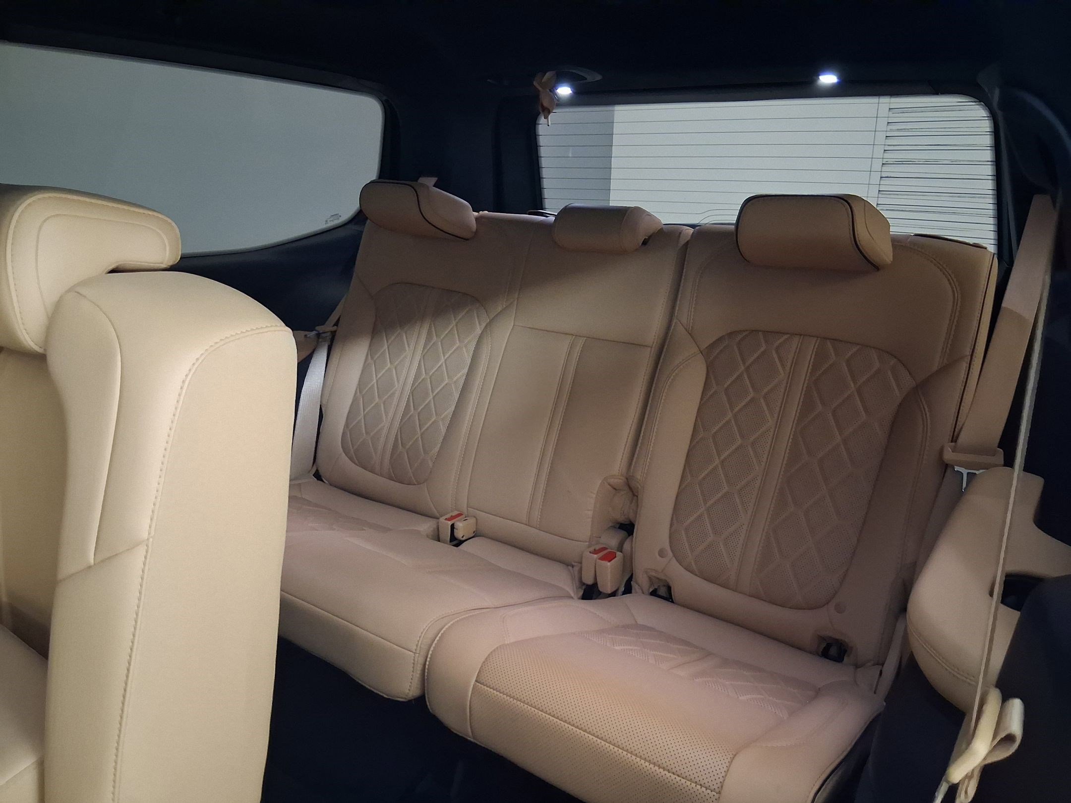 Used 2023 Jeep Grand Wagoneer Series III w/ Rear Seat Video Group 1 AWD/4WD image 34