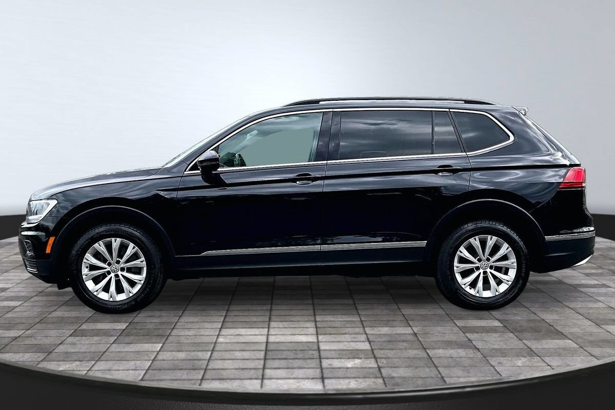 Used 2018 Volkswagen Tiguan SE w/ Panoramic Sunroof Package AWD/4WD image 4