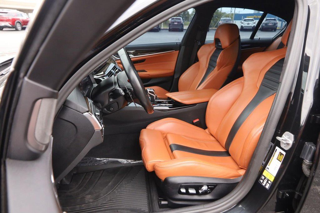 Used 2023 BMW M5 AWD/4WD image 9