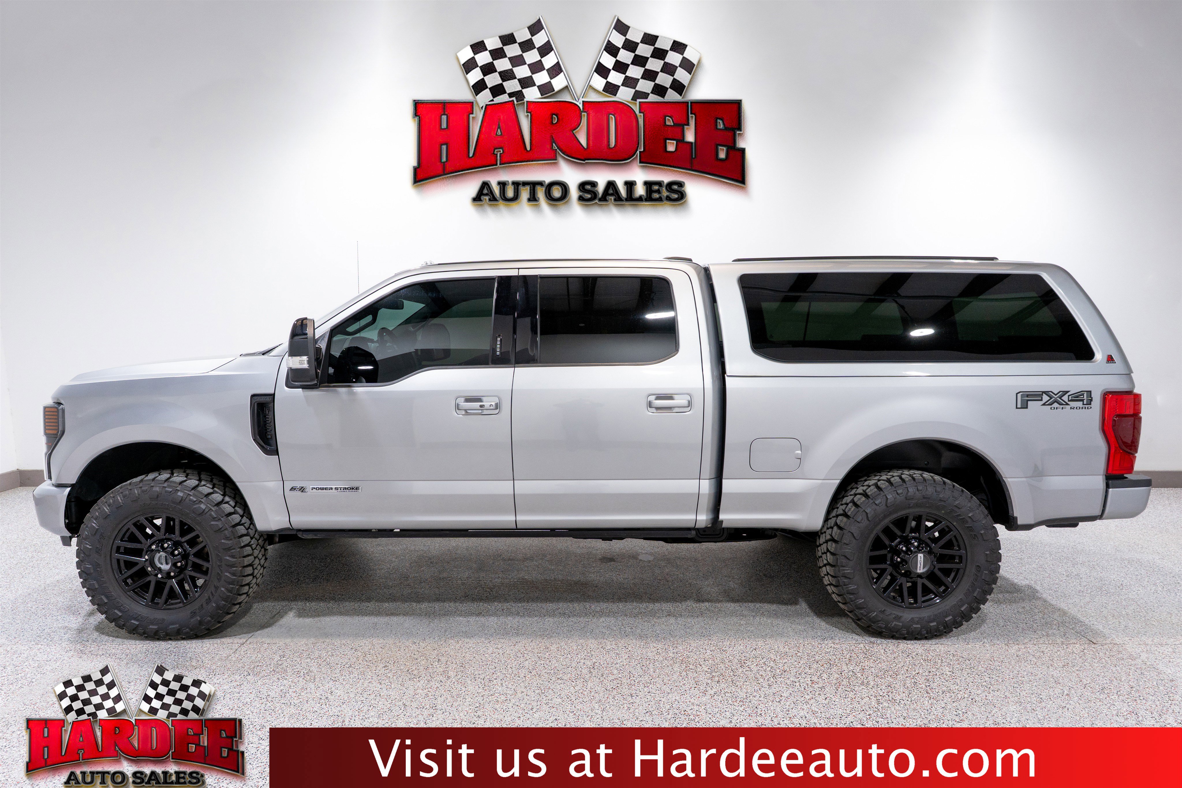 Used 2020 Ford F350 Lariat image 1