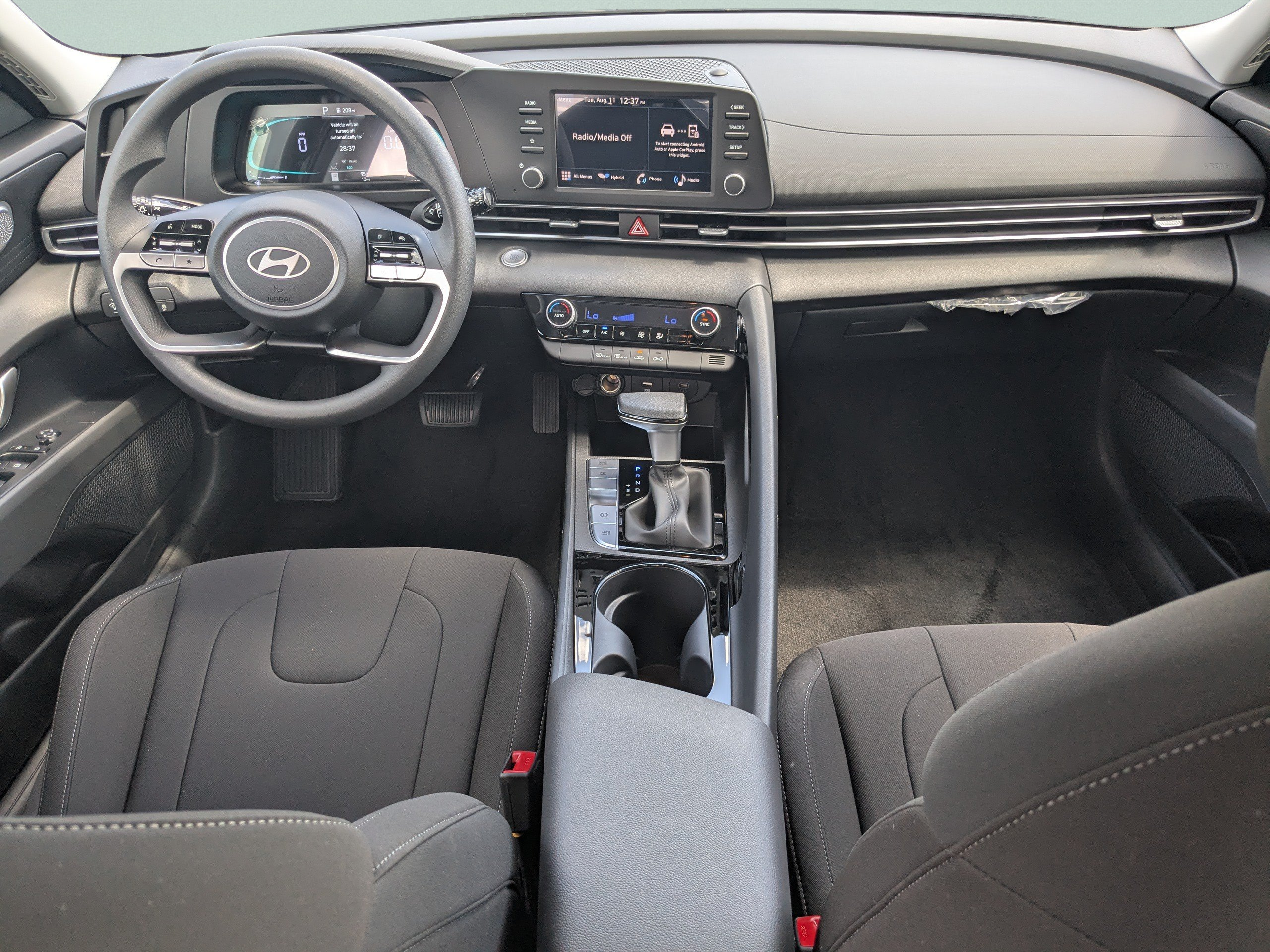 New 2026 Hyundai Elantra Hybrid FWD image 13