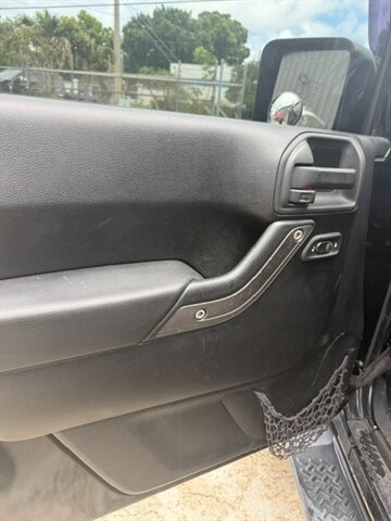 Used 2012 Jeep Wrangler Sport AWD/4WD image 12
