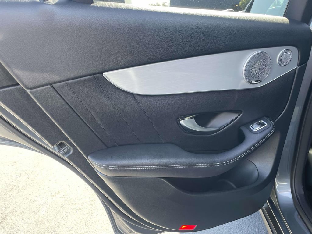 Used 2019 Mercedes-Benz GLC 300 4MATIC Coupe image 23