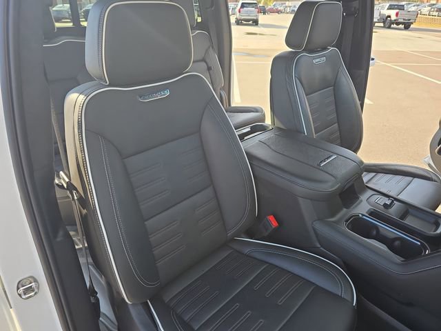 Used 2024 GMC Sierra 2500 AT4X image 10