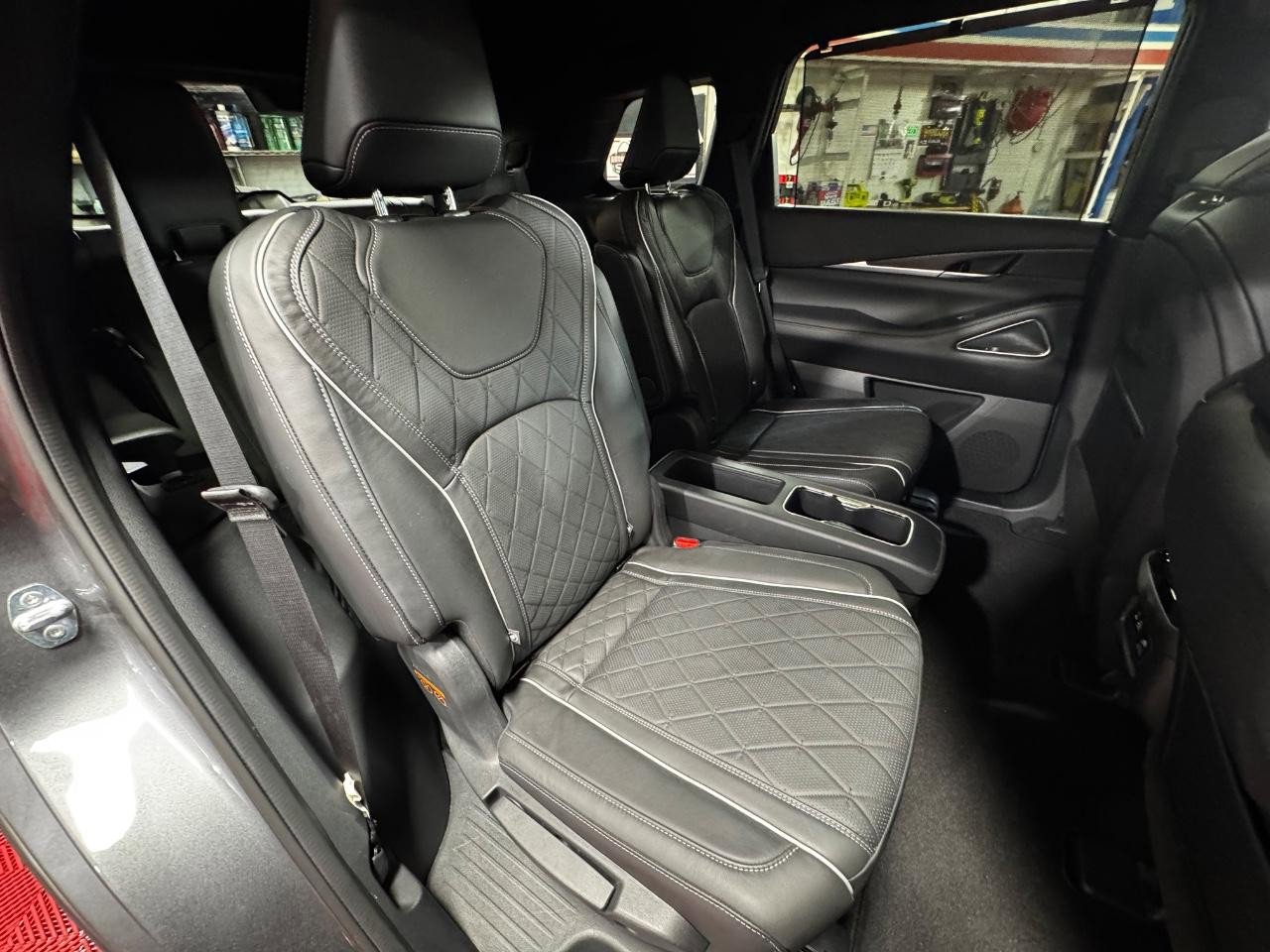 Used 2023 INFINITI QX60 Autograph w/ Cargo Package image 10