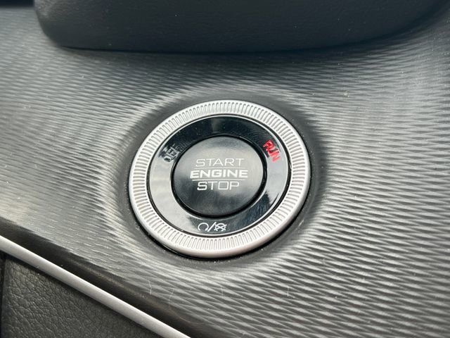 Used 2024 Jeep Grand Cherokee Altitude image 29