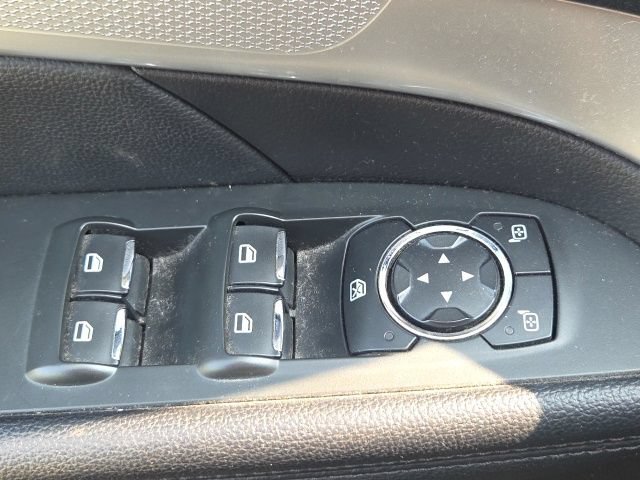 Used 2016 Ford Explorer XLT AWD/4WD image 23