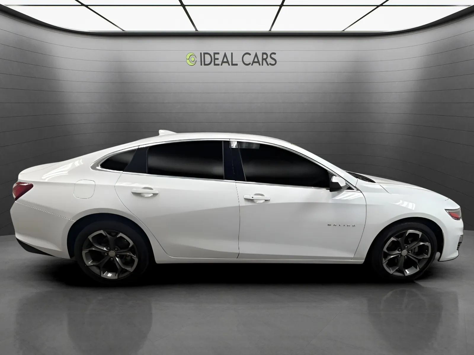 Used 2022 Chevrolet Malibu LT FWD image 4