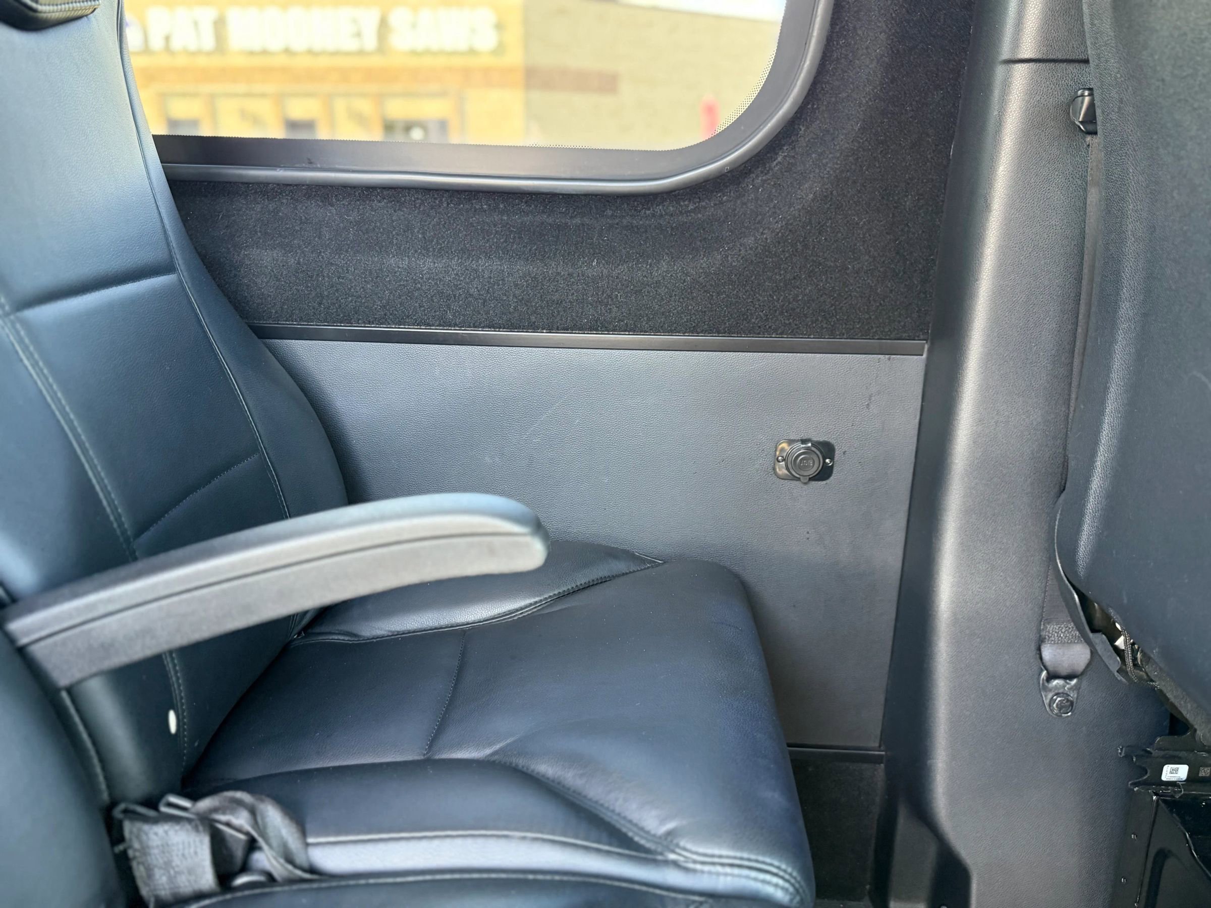 Used 2019 Mercedes-Benz Sprinter 3500 image 26