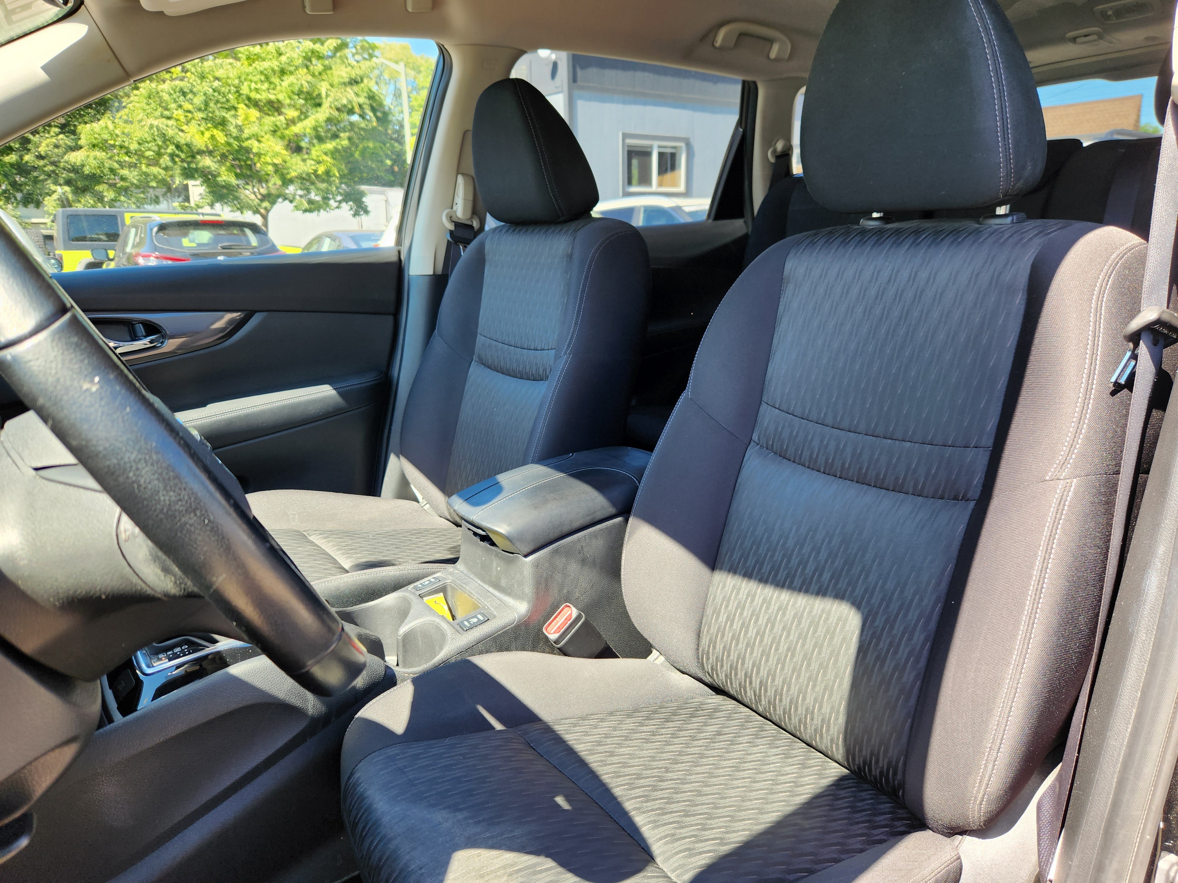 Certified 2020 Nissan Rogue SV AWD/4WD image 7