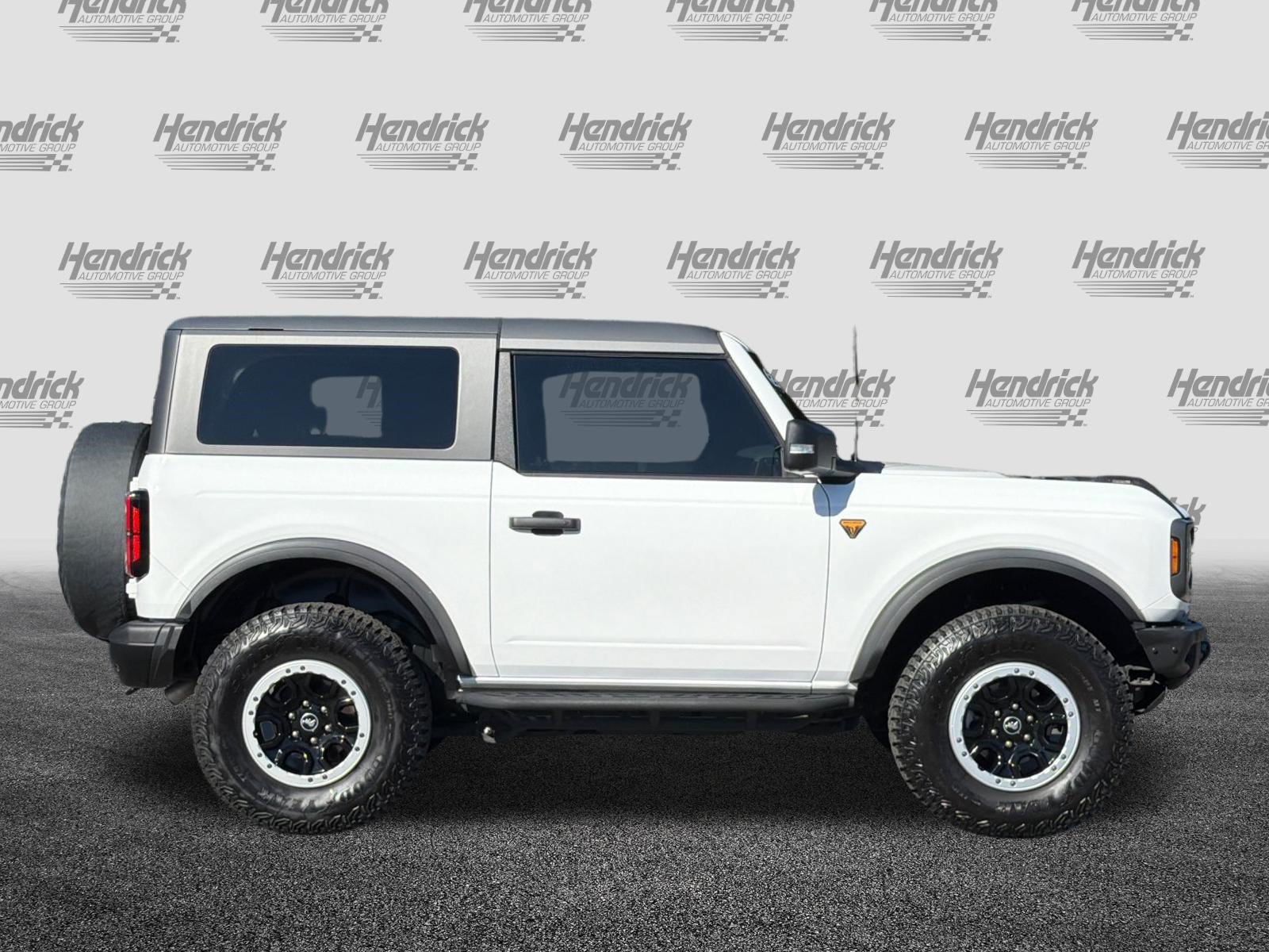 Used 2023 Ford Bronco Badlands AWD/4WD image 3