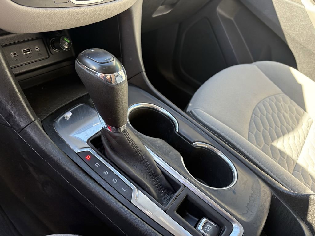 Used 2020 Chevrolet Equinox LS w/ LS Convenience Package image 21