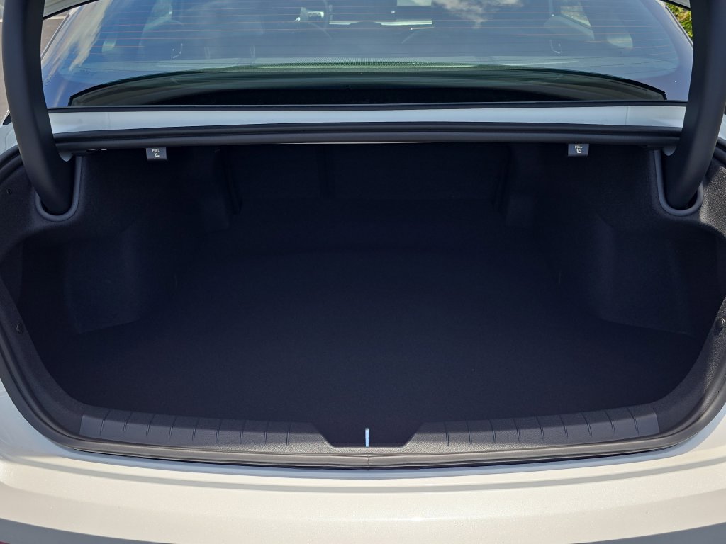 New 2026 Kia K5 GT-Line w/ GT-Line Premium Package FWD image 10