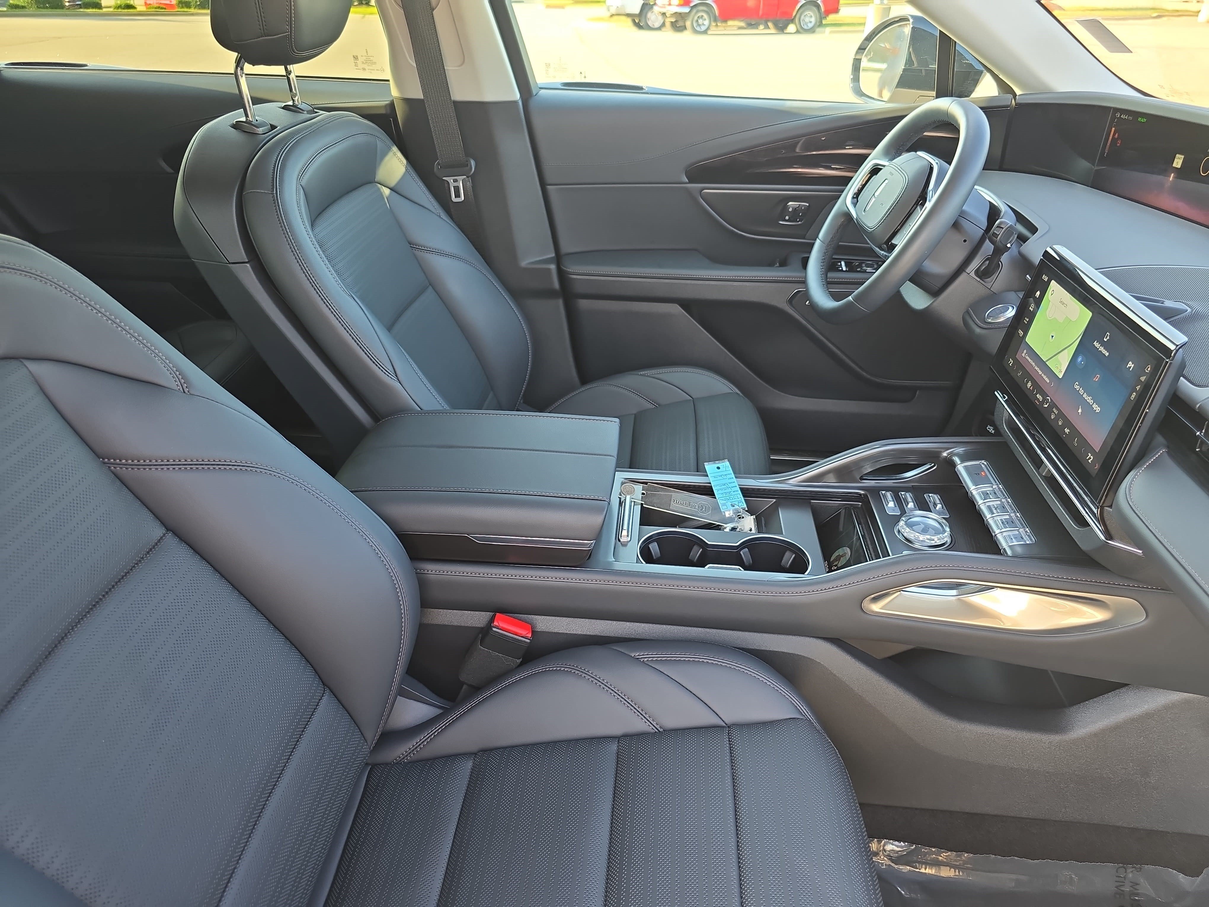 New 2026 Lincoln Nautilus Reserve AWD/4WD image 10