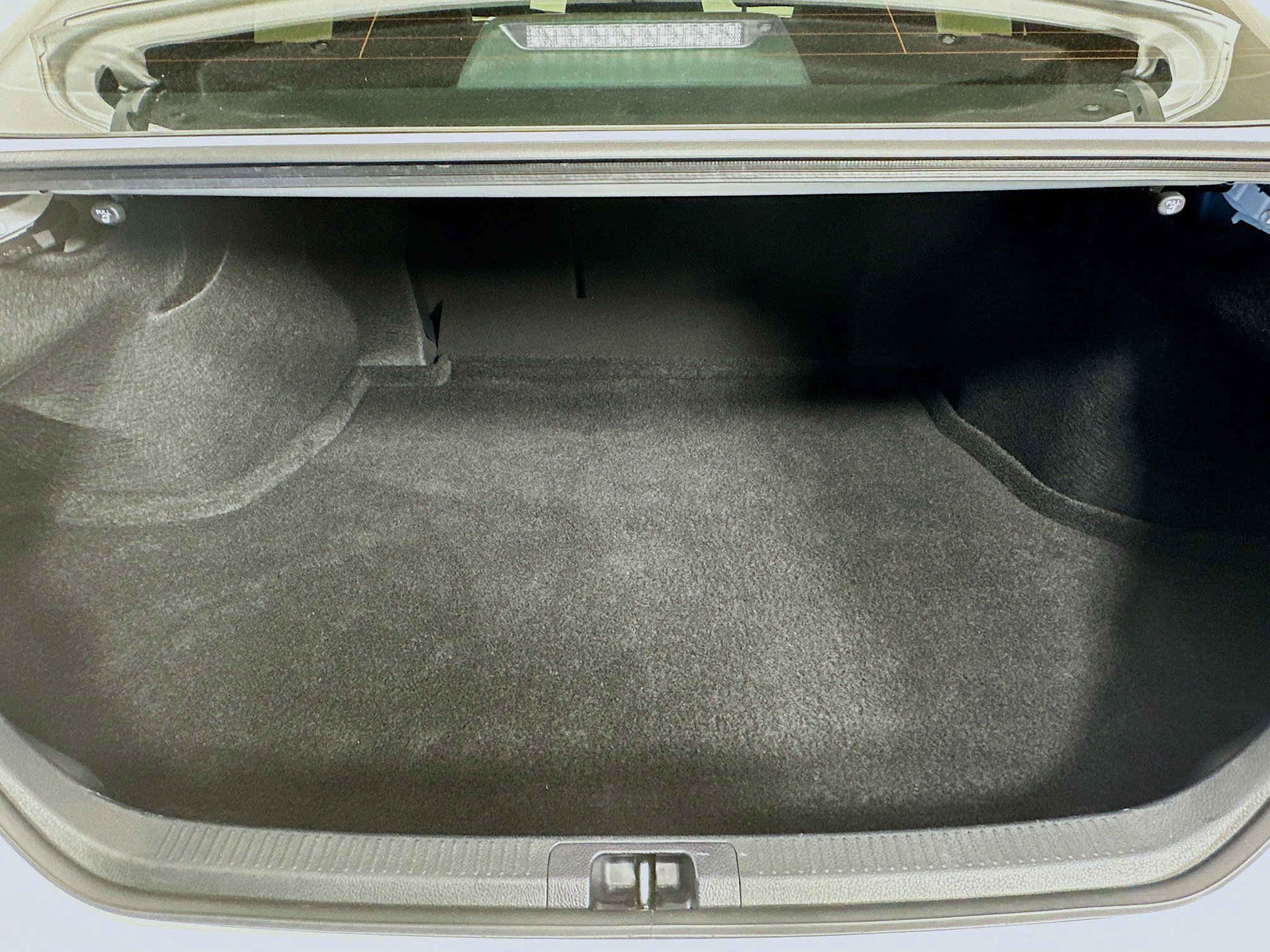 Used 2025 Toyota Camry SE image 27