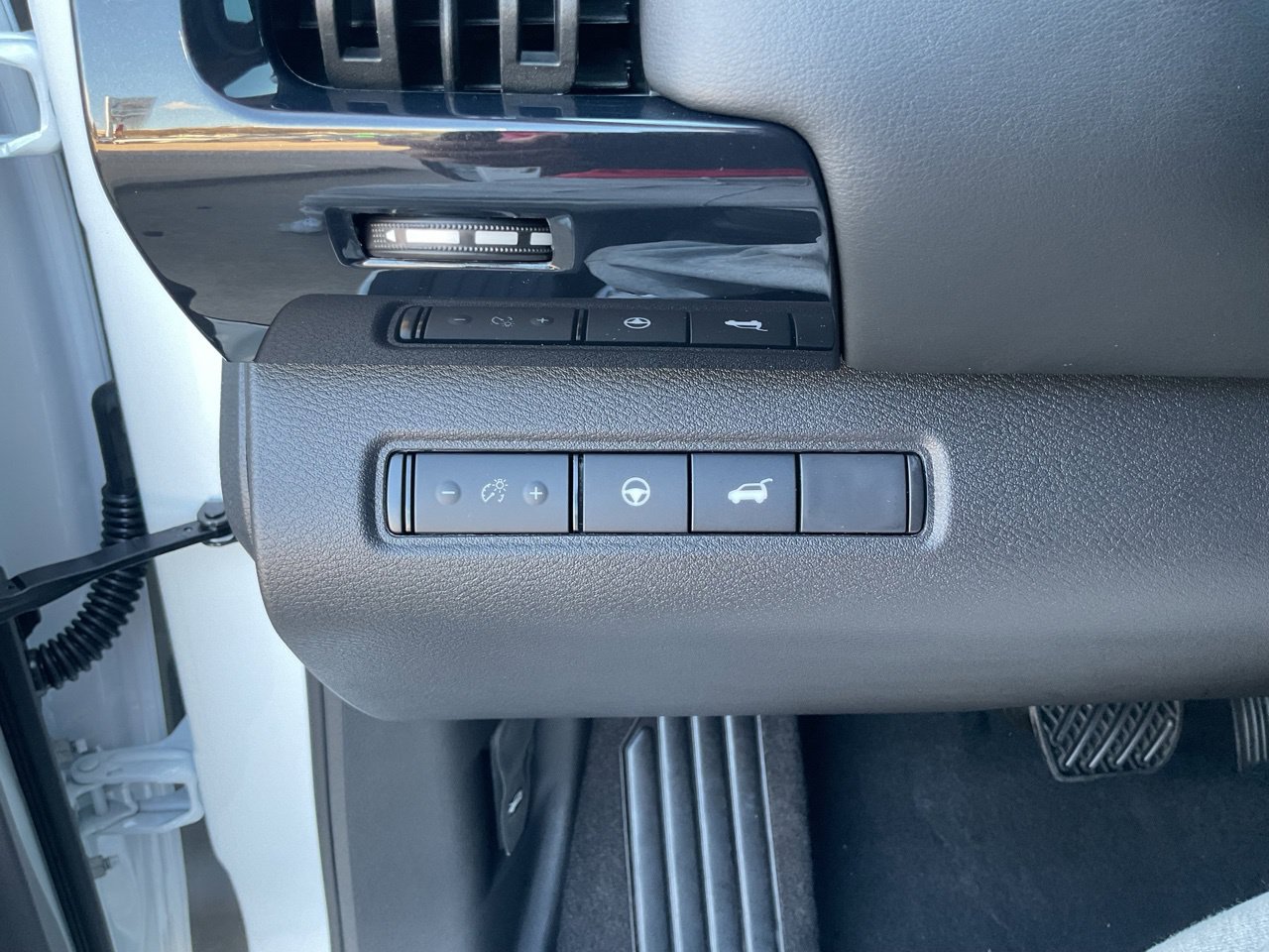 New 2026 Nissan Pathfinder SV FWD image 23