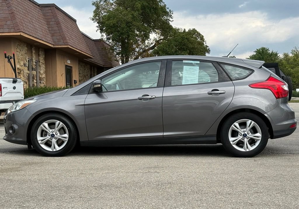Used 2014 Ford Focus SE FWD image 2