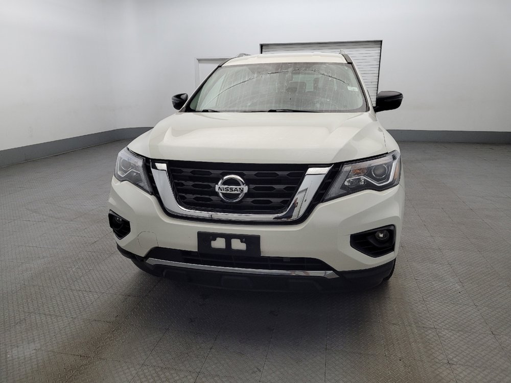 Used 2019 Nissan Pathfinder SV w/ SV Tech Package image 15