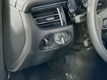 Certified 2026 Porsche Macan AWD/4WD image 20