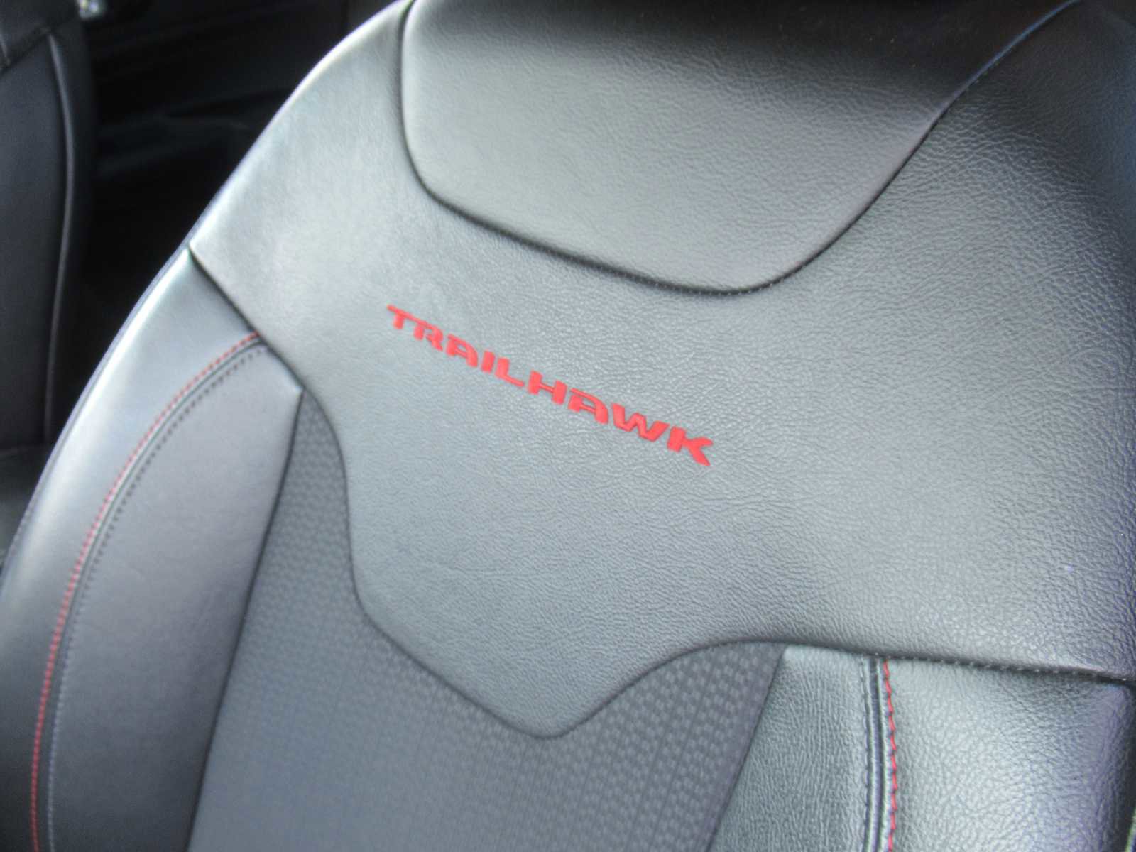 Used 2023 Jeep Compass Trailhawk image 25