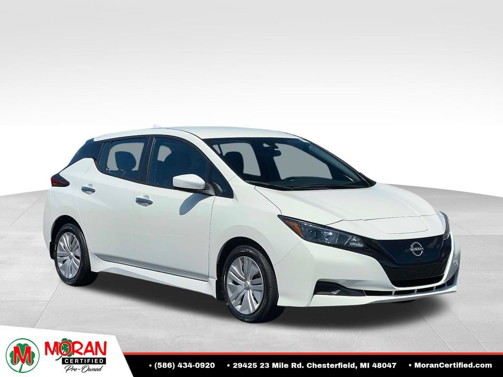 Used 2025 Nissan Leaf S FWD image 7