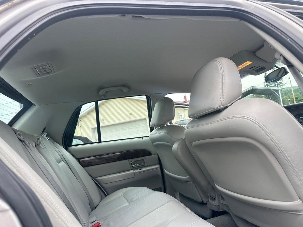 Used 2005 Mercury Grand Marquis LS RWD image 37