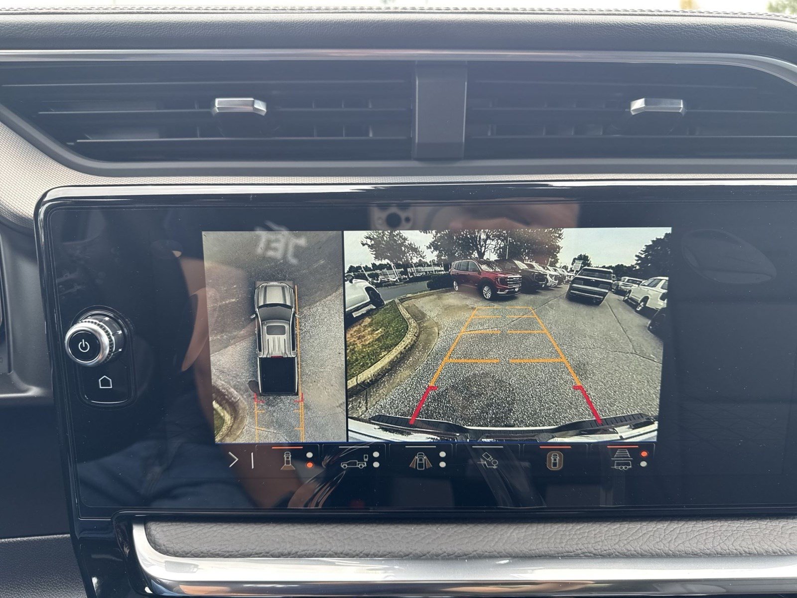 New 2026 GMC Sierra 1500 Denali AWD/4WD image 16