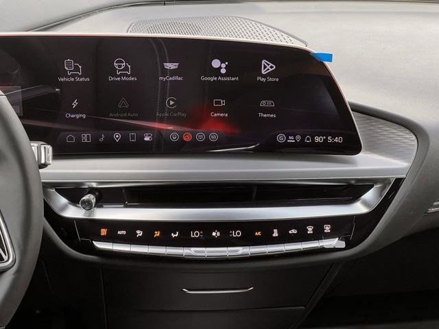 New 2026 Cadillac Lyriq V w/ LPO, Floor Liner Package AWD/4WD image 15