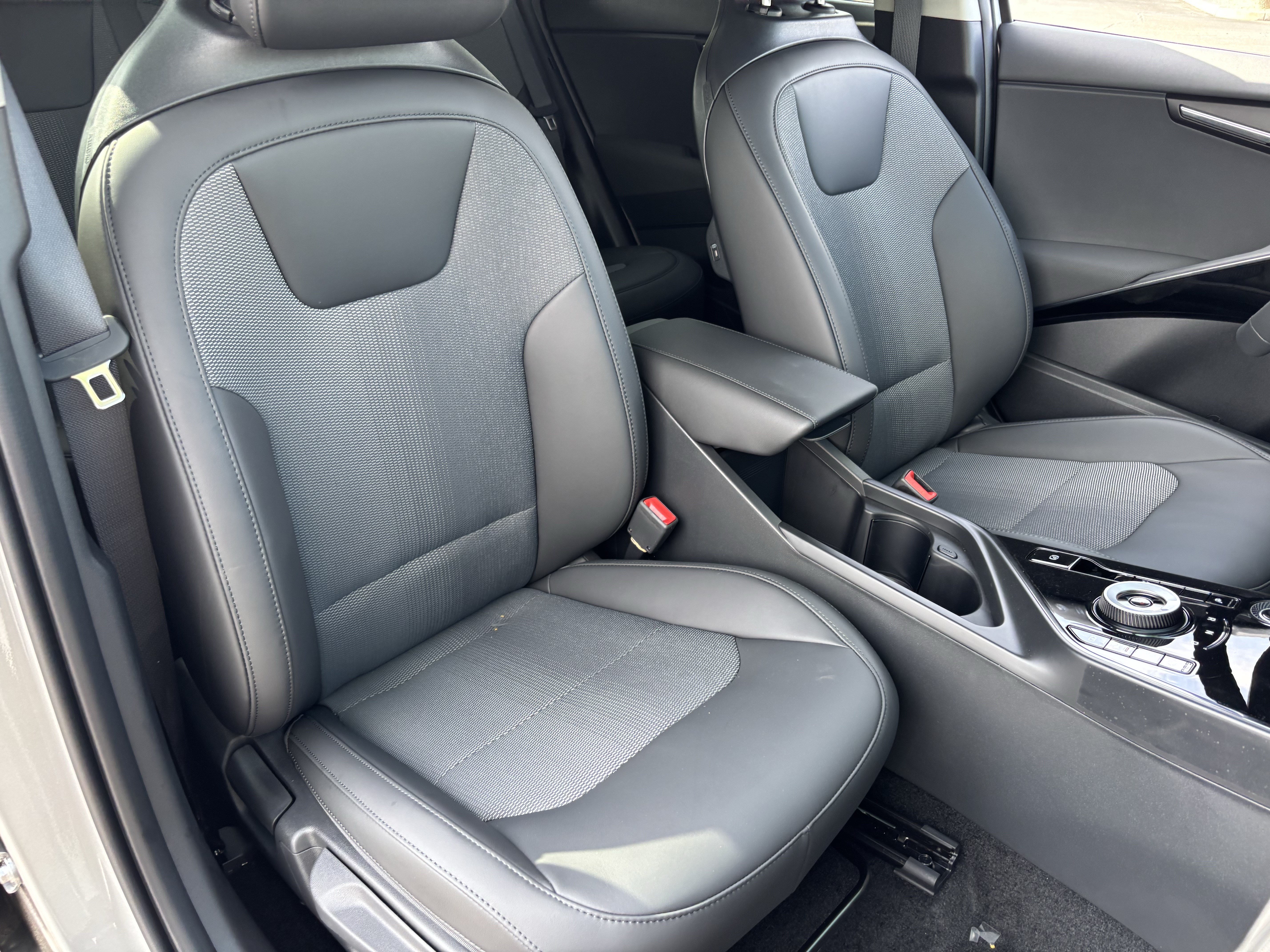 New 2026 Kia Niro Wind FWD image 8