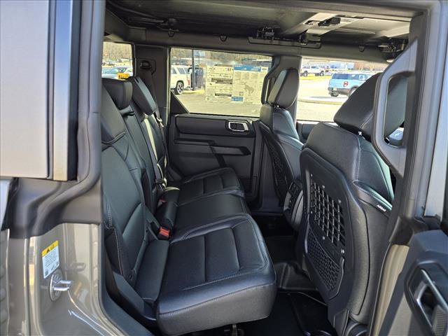 New 2025 Ford Bronco Badlands image 12