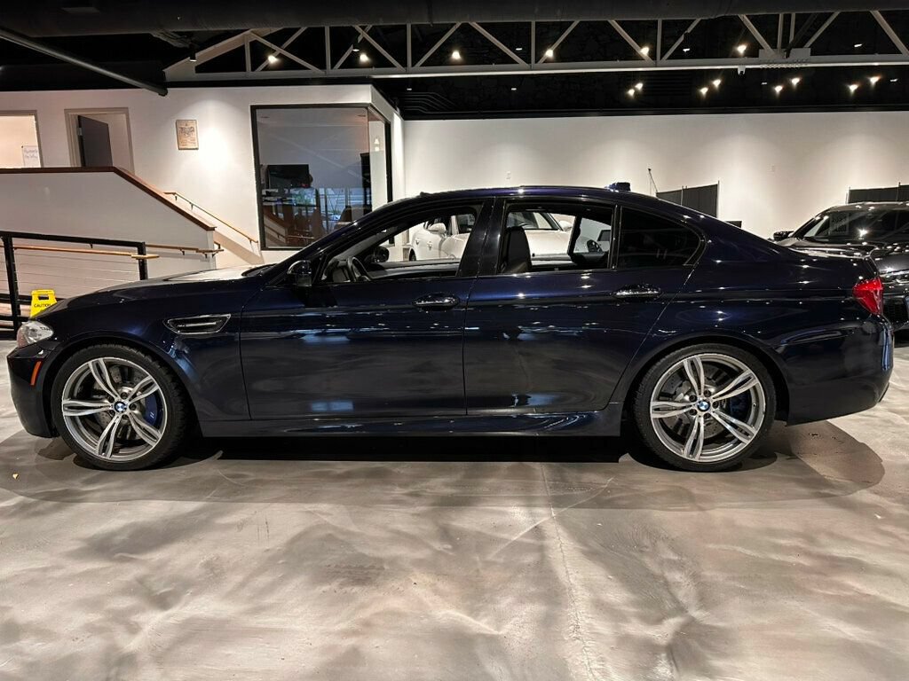 Used 2013 BMW M5 RWD image 2