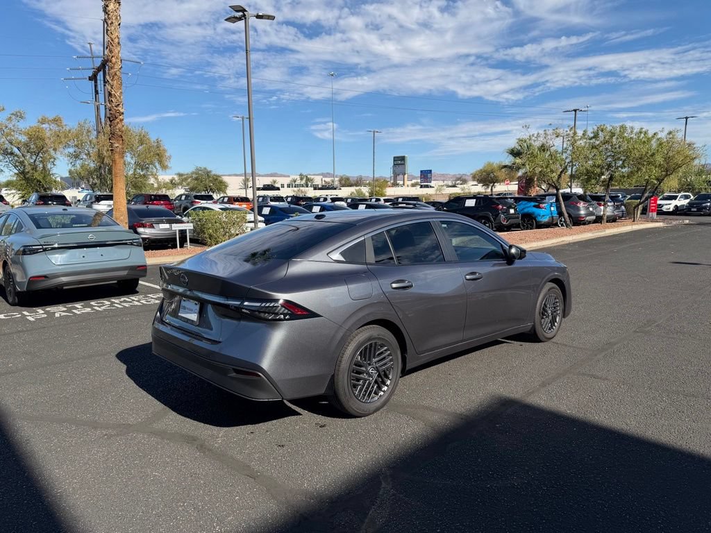 Used 2026 Nissan Sentra SV w/ Floor Mat Package FWD image 5