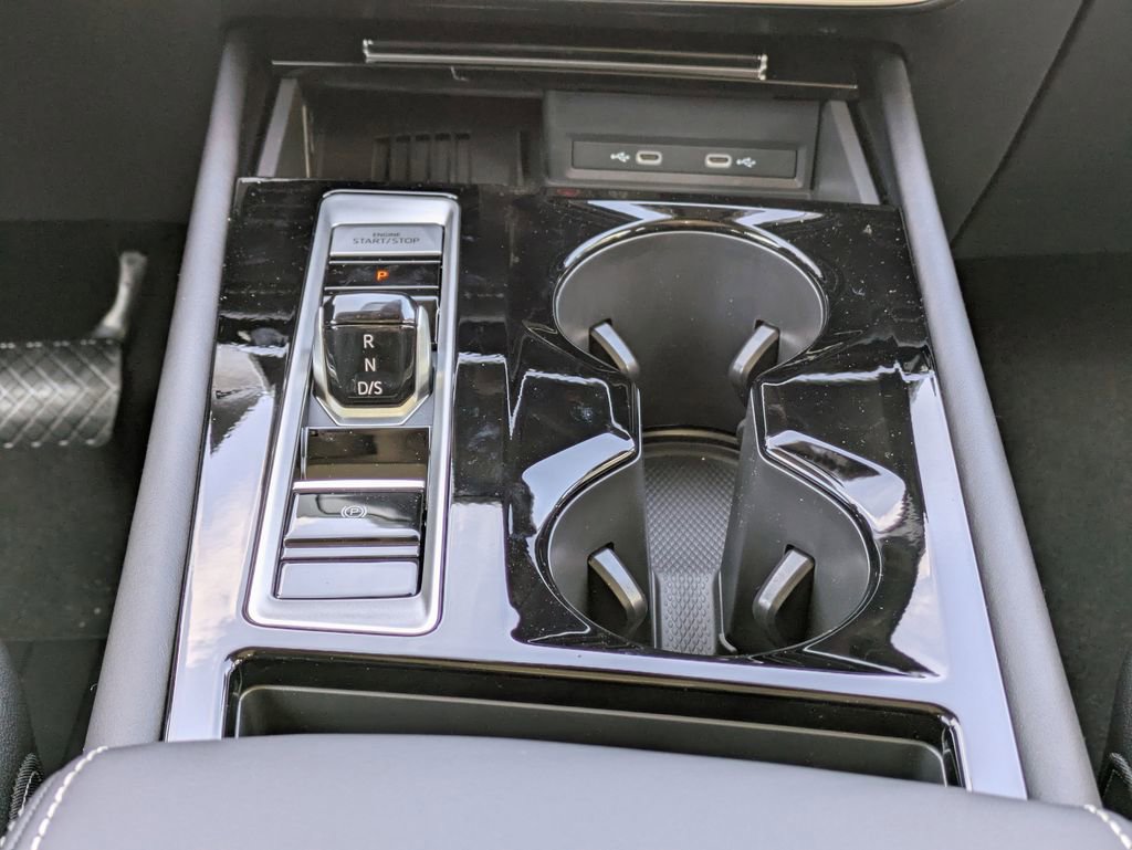 New 2026 Volkswagen Atlas SE FWD image 23