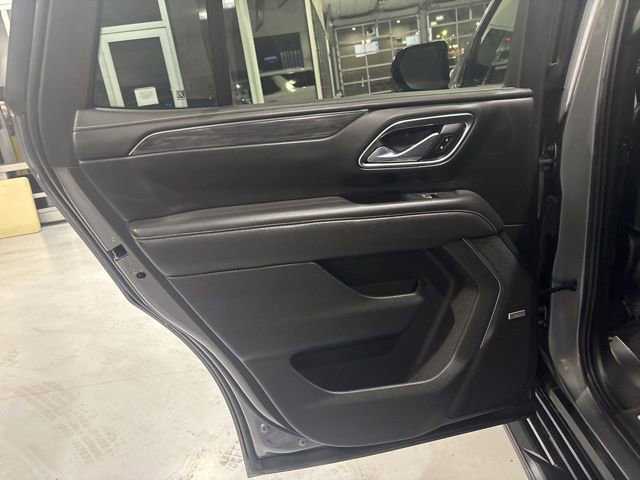 Used 2021 GMC Yukon SLT w/ SLT Premium Package image 29