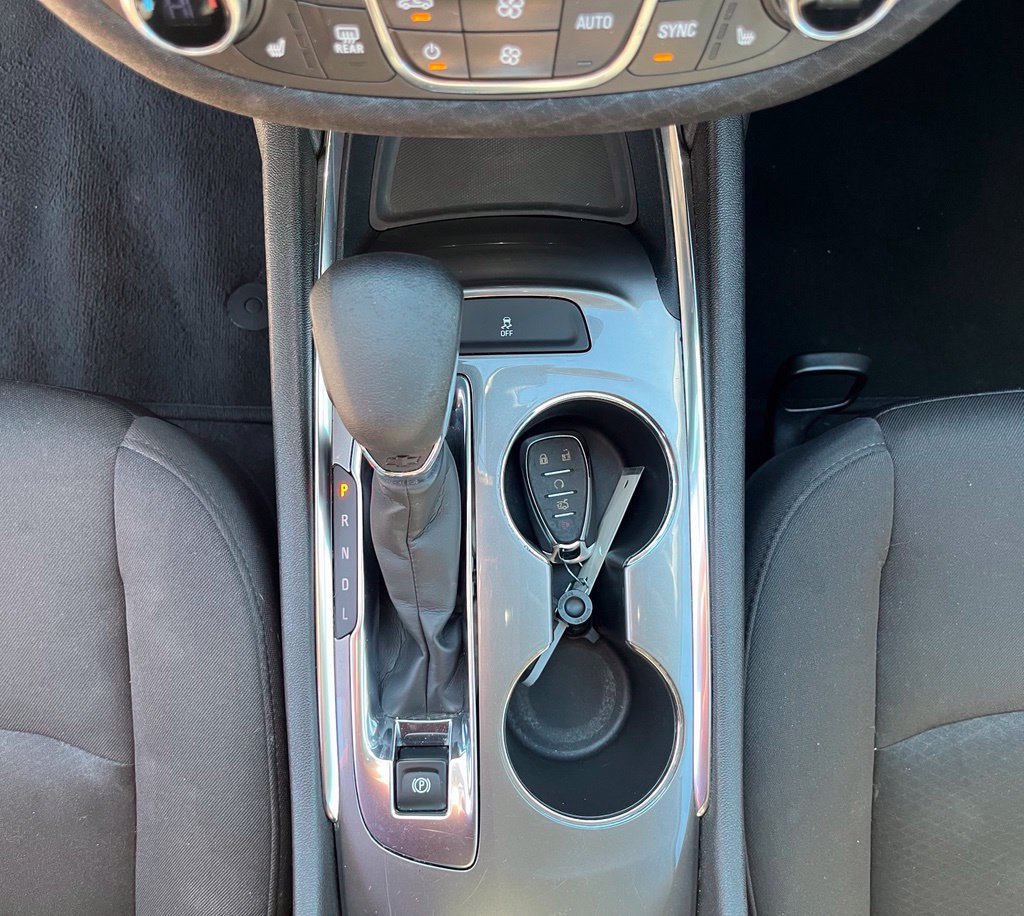 Used 2023 Chevrolet Malibu LT FWD image 25