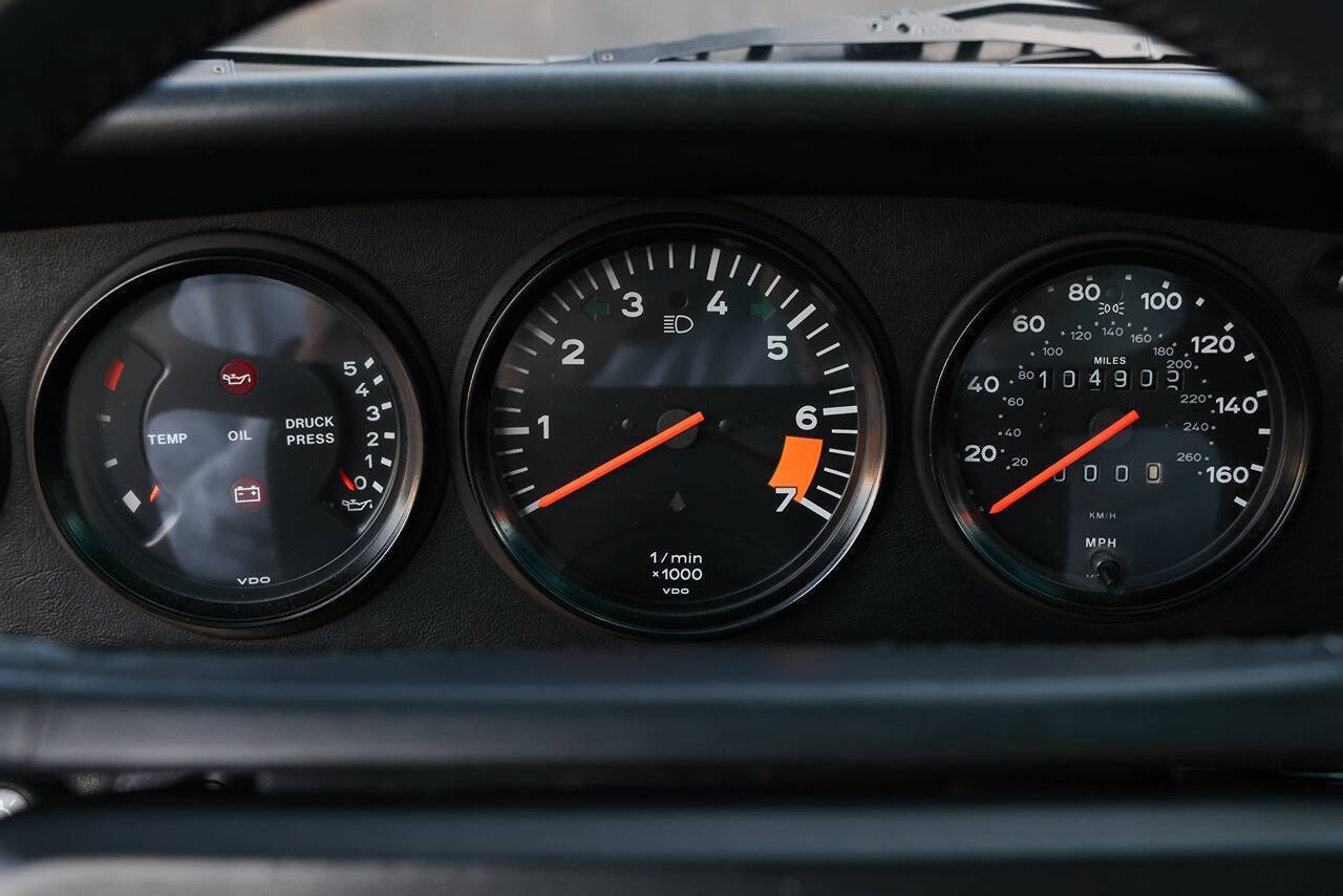 Used 1989 Porsche 911 Carrera RWD image 19