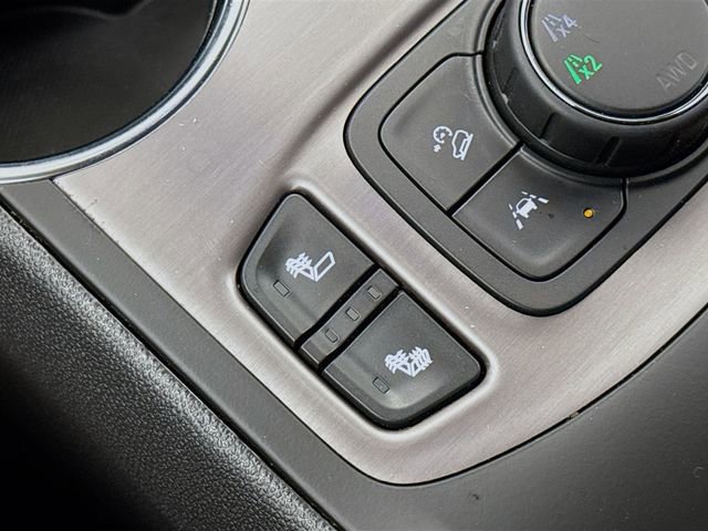 Used 2024 GMC Terrain AT4 w/ Infotainment Package II image 24