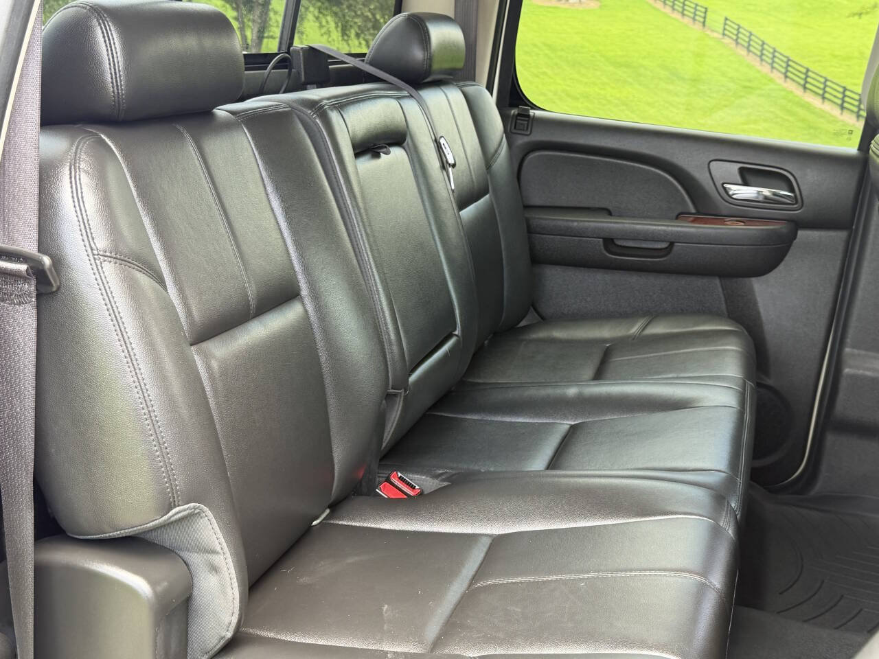 Used 2013 GMC Sierra 1500 SLT w/ SLT White Diamond Edition AWD/4WD image 21