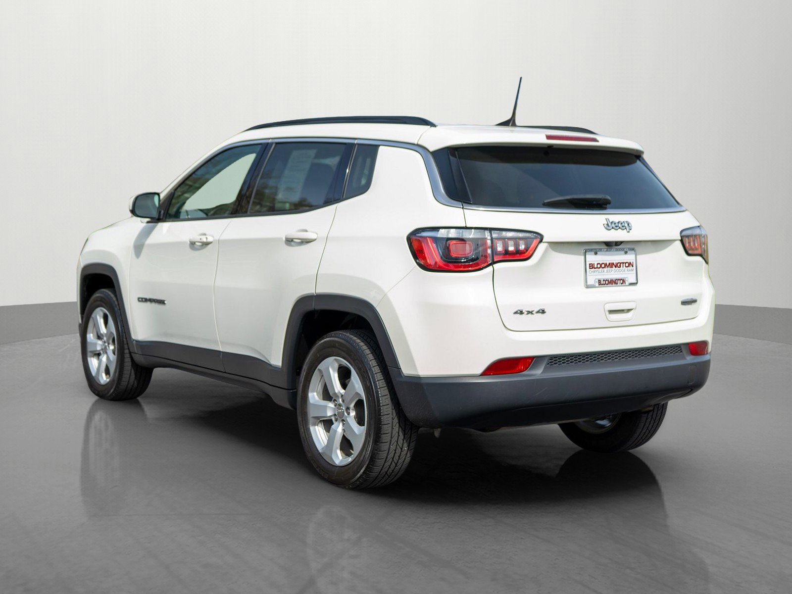 Used 2019 Jeep Compass Latitude w/ Popular Equipment Group image 5