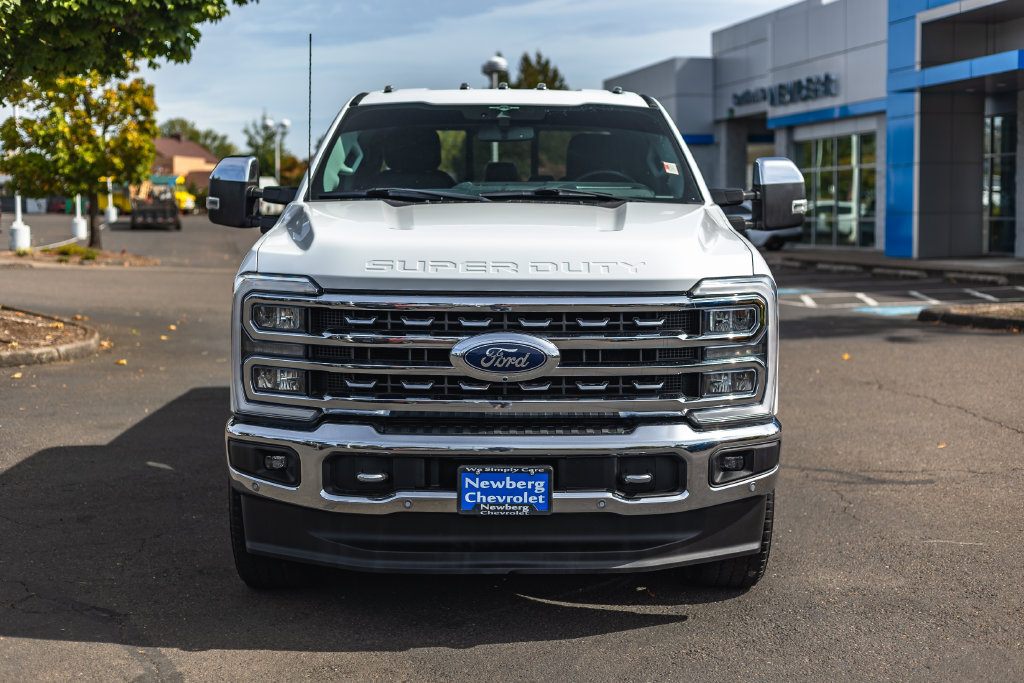 Used 2023 Ford F350 Lariat w/ Lariat Ultimate Package AWD/4WD image 6