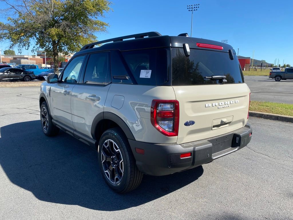 New 2025 Ford Bronco Sport Outer Banks image 5