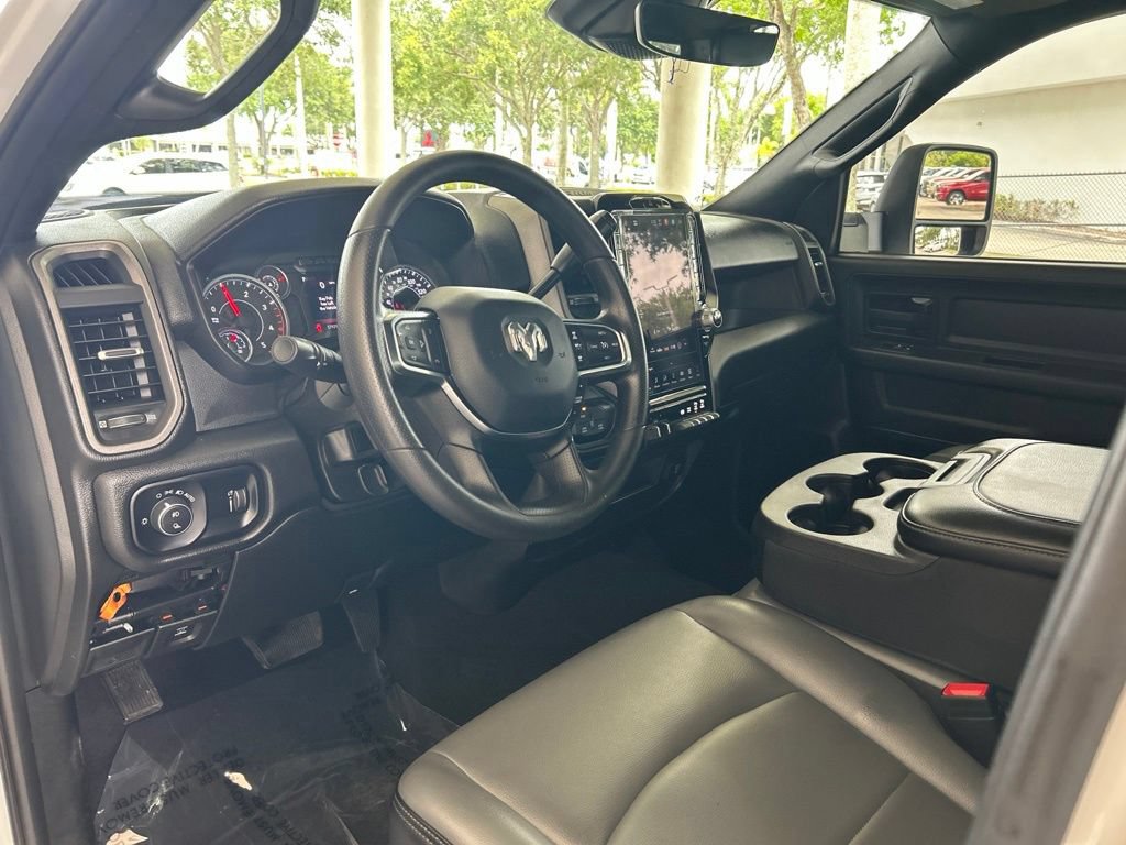 Used 2025 RAM 3500 Tradesman AWD/4WD image 7