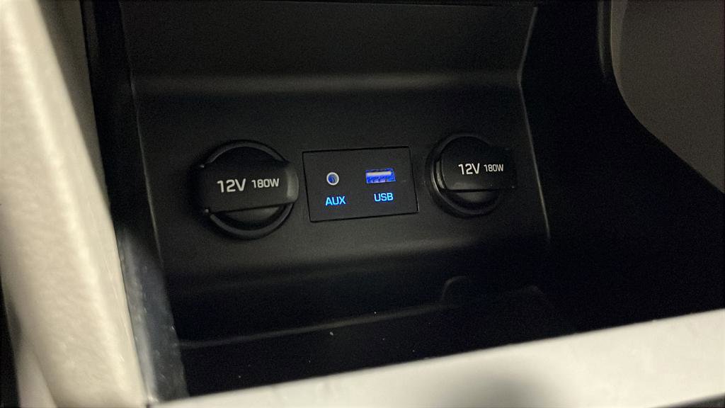 Used 2020 Hyundai Elantra SEL FWD image 27