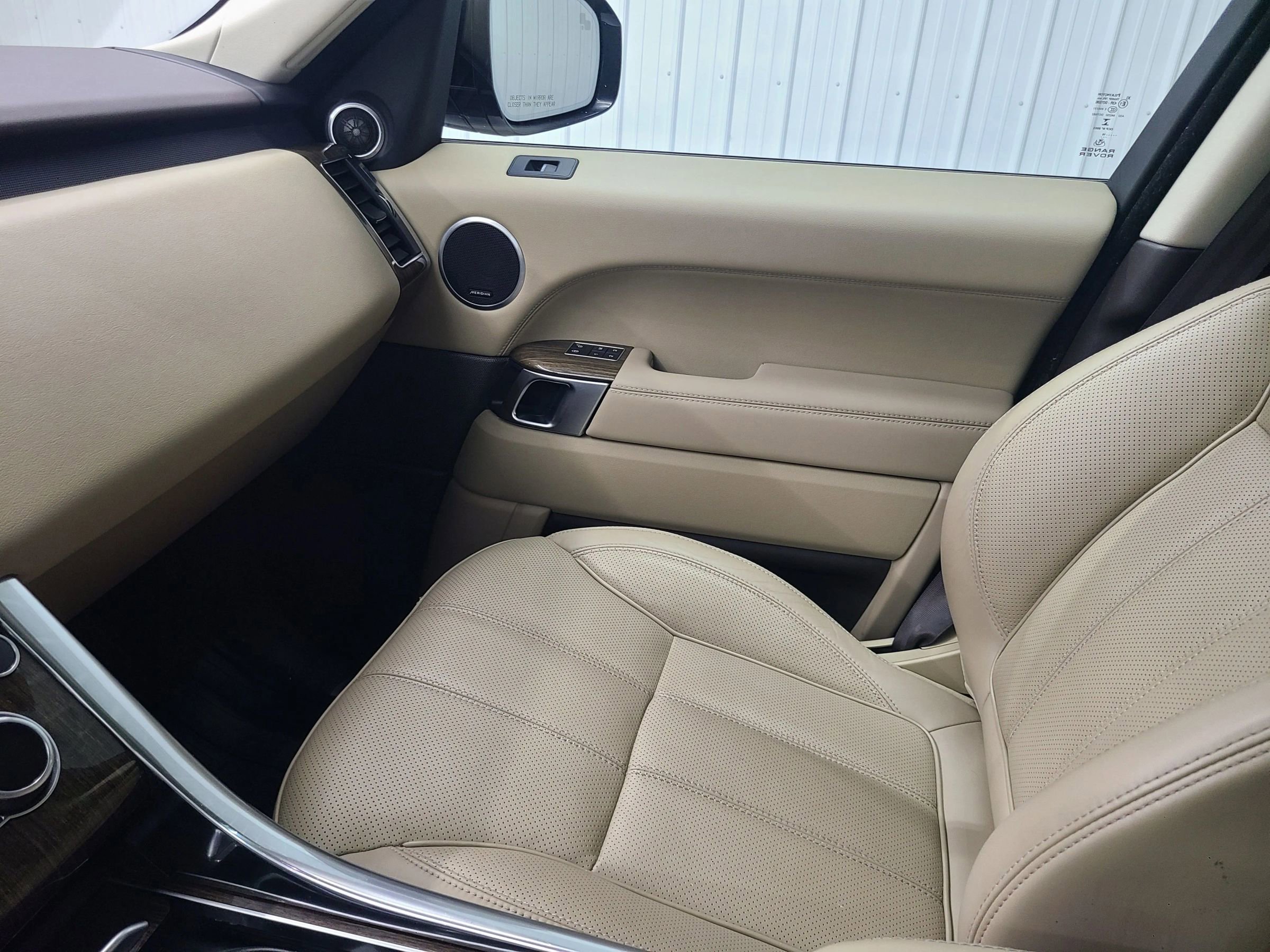 Used 2016 Land Rover Range Rover Sport Supercharged image 24