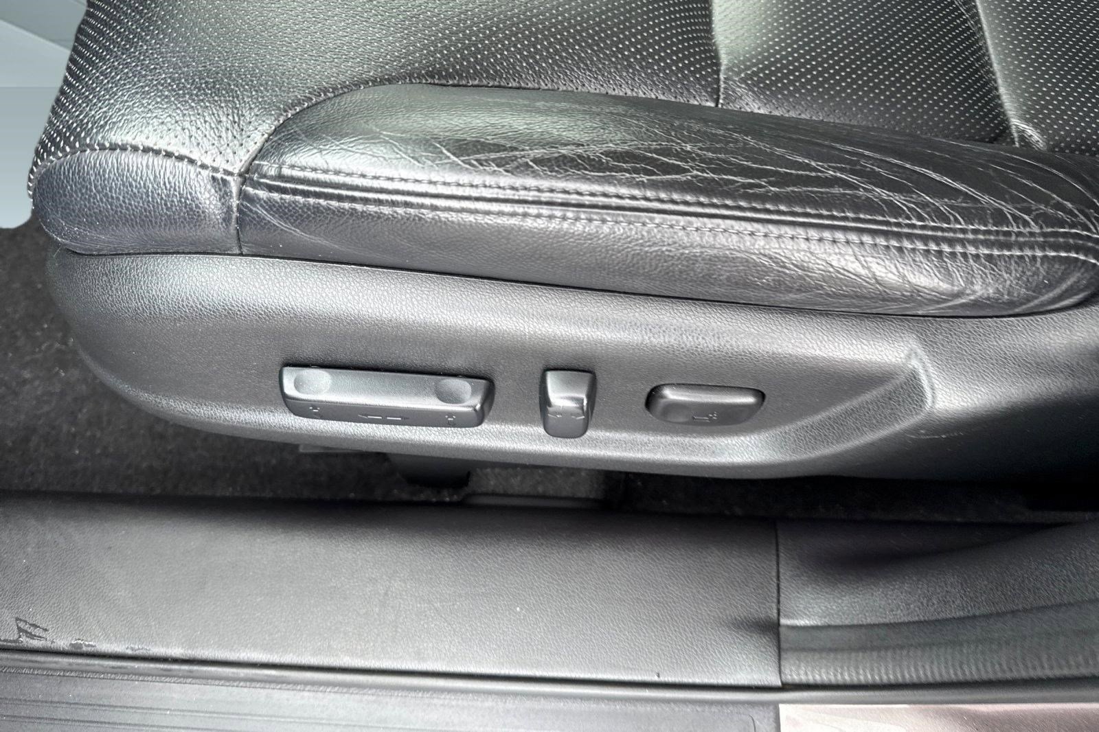 Used 2015 Honda CR-V Touring image 13