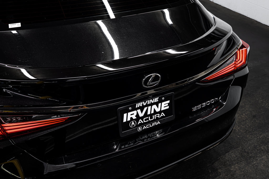Used 2024 Lexus ES 300h F Sport w/ Accessory Package (Z2) FWD image 15