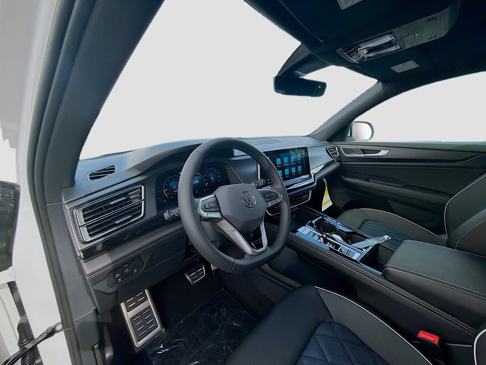 New 2026 Volkswagen Atlas Cross Sport SEL Premium R-Line image 9