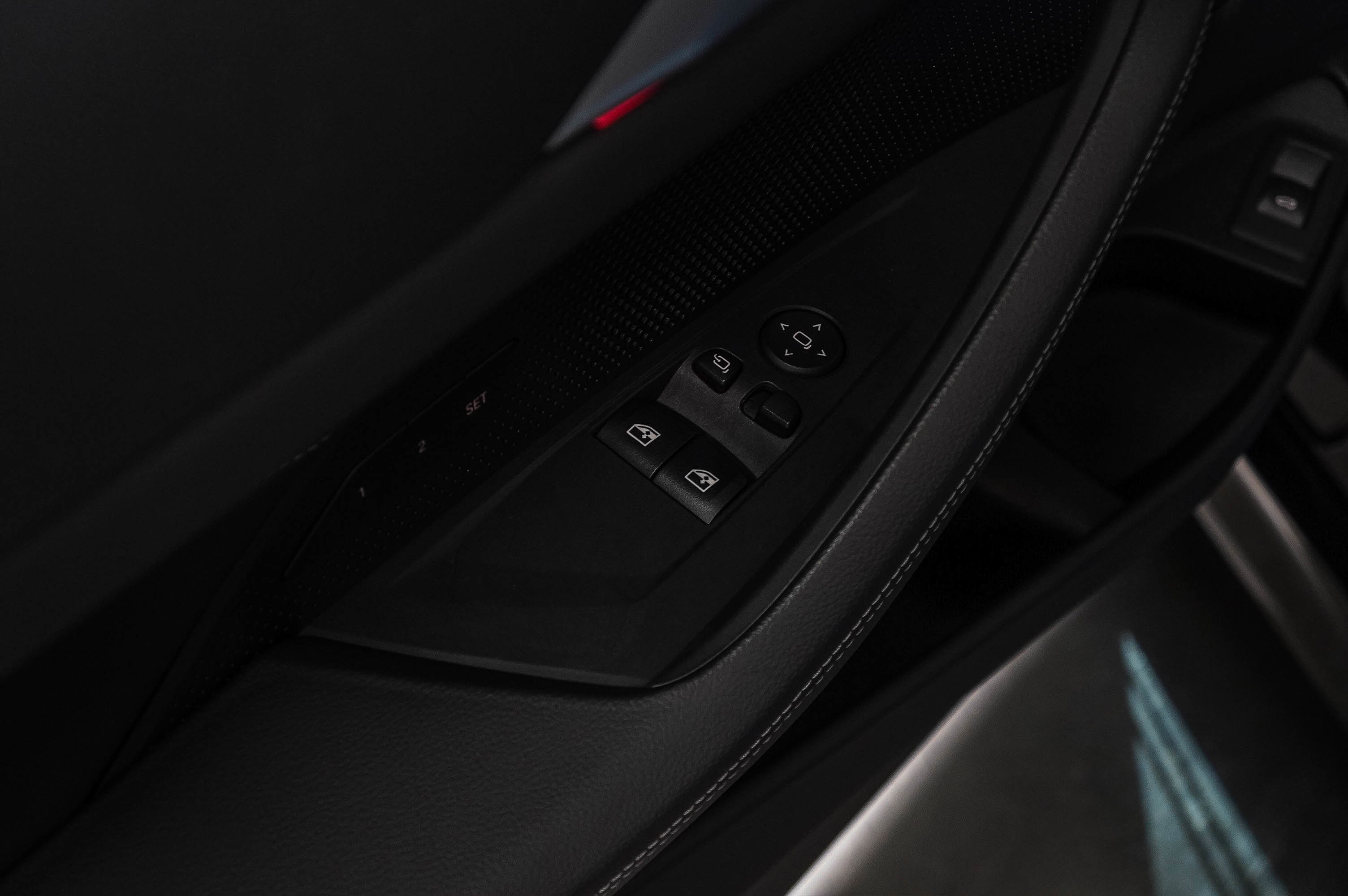 Used 2025 BMW 430i Coupe w/ Convenience Package image 22