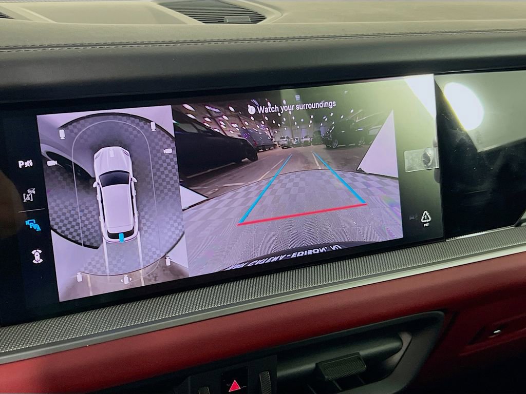 New 2026 Porsche Cayenne image 17