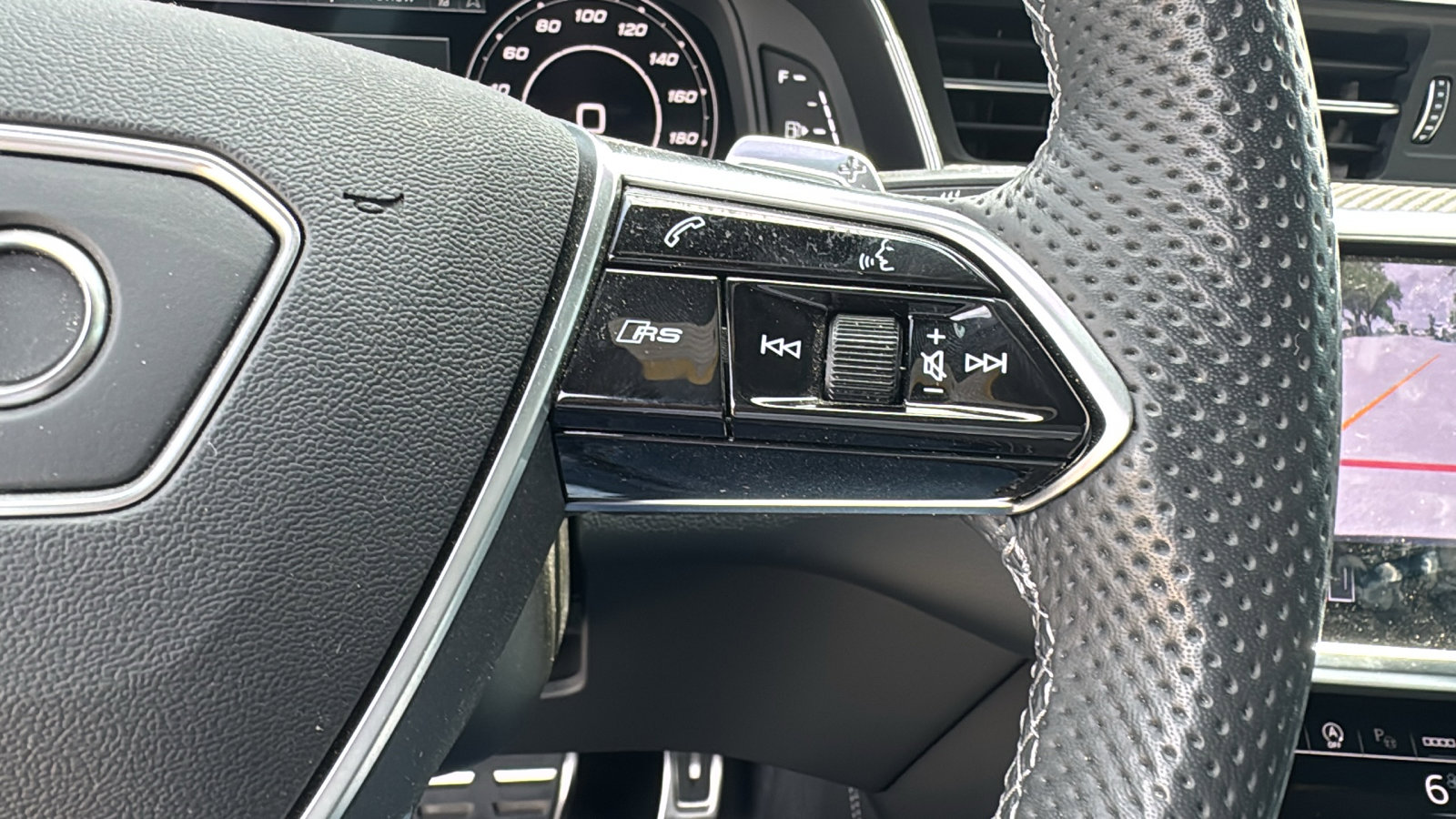 Used 2024 Audi RS 6 performance AWD/4WD image 24